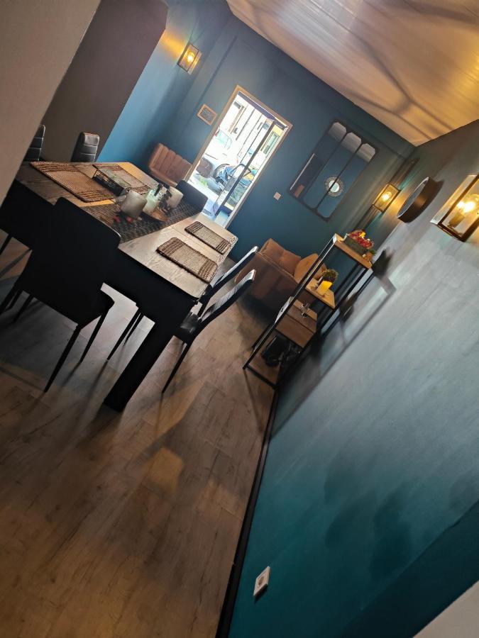 شقة Logement Privatif Avec Jacuzzi بيرج المظهر الخارجي الصورة